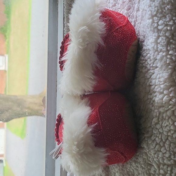 Aeropostale Red Sparkle Moccasins - Picture 3 of 5